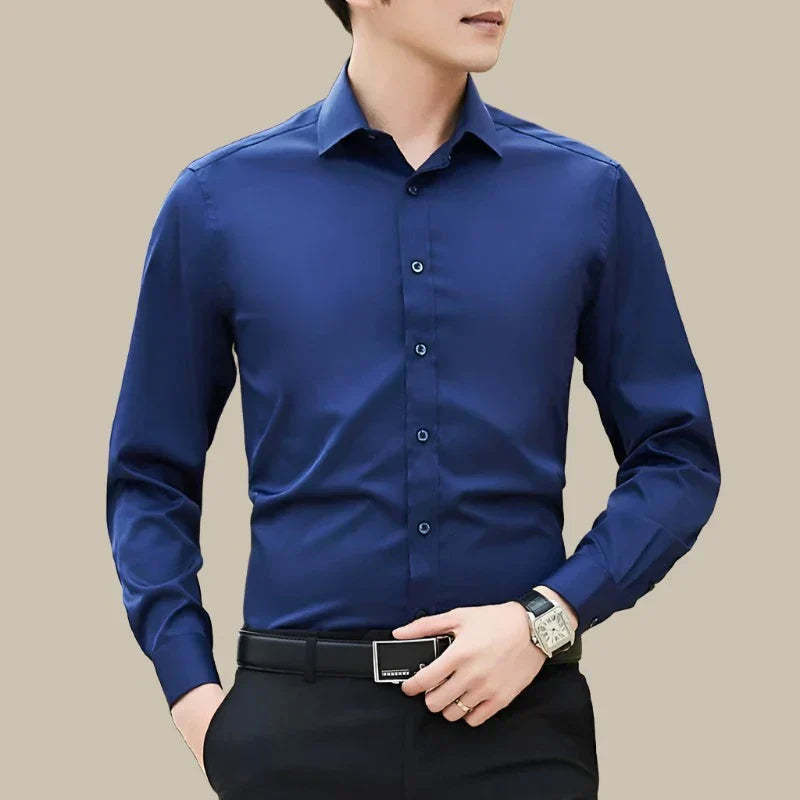 Modern Business Shirt with Long Sleeves and Slim Fit